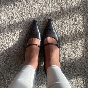 Chocolate brown Chanel leather kitten heel shoes